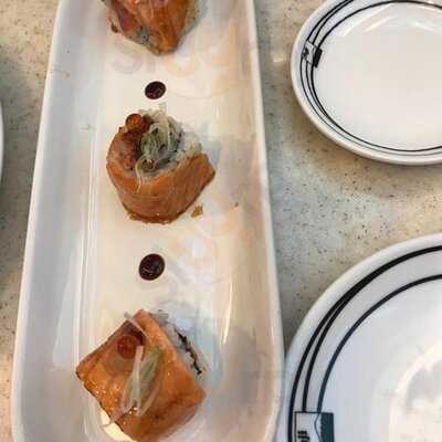 ร้านอาหารญี่ปุ่นฟูจิ สาขา สีลมคอมเพล็กซ์