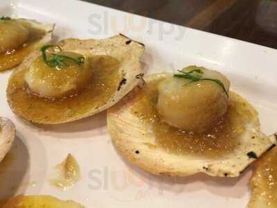 Laem Cha-roen Seafood (central Lardprao)