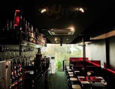 ร้านอาหาร ผกากรอง 2530 สาขา 2