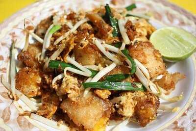 ผัดไทเซ็นต์หลุยส์ สุมาลี