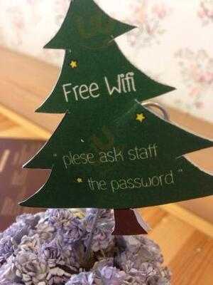 Bakery Cafe Hanabachi