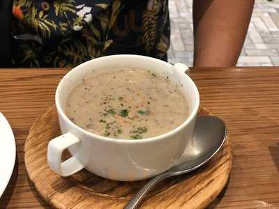 On The Table Tokyo Cafe