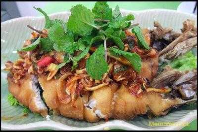 ร้านอาหาร บานาน่าลีฟ