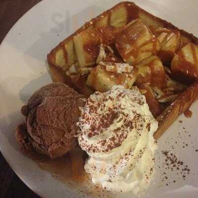 ร้านกาแฟ บ้านบางอ้อ