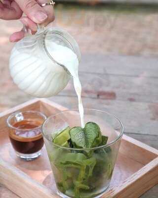 Hookrajongcafe -หูกระจงคาเฟ่-