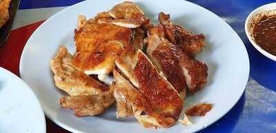 ไก่ย่างป้าแก้ว