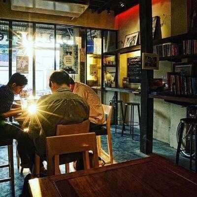 Dialogue Coffee And Gallery