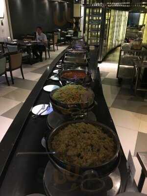 ร้านอาหาร ระเบียงทอง