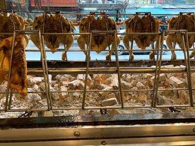 ร้านอาหารไก่ย่างเมืองเลย