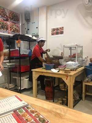 ร้านอาหารไก่ย่างเมืองเลย