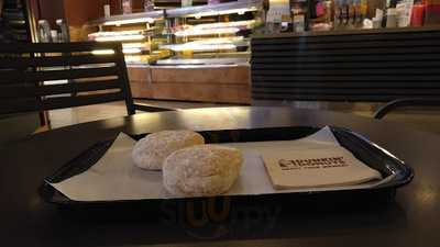 ดังกิ้นโดนัท