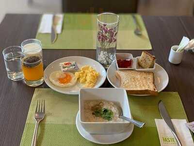 ห้องอาหารเทสต์  - ไอบิส กรุงเทพฯ ริเวอร์ไซด์