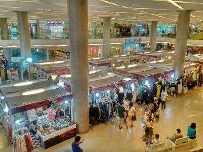 Esplanade Shopping Center