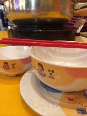 Esplanade Shopping Center