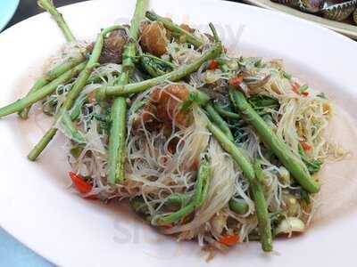 ร้านอาหาร เอี่ยมโภชนา