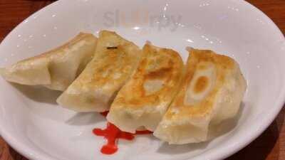 Nantsuttei Ramen - Emquartier