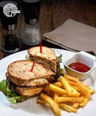 Nomad Rooftop Lounge And Bar