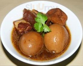 ร้านอาหาร ตำรับคุณยายบายทรงจิตรา