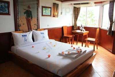 ไรเดอร์ รีสอร์ท ผับ