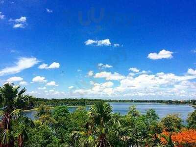 ไรเดอร์ รีสอร์ท ผับ