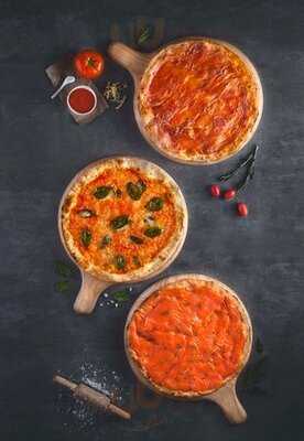 Scoozi Pizza The Paseo