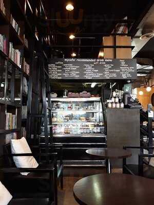 ร้านอาหาร มายคาเฟ่เดอะไลบรารี่