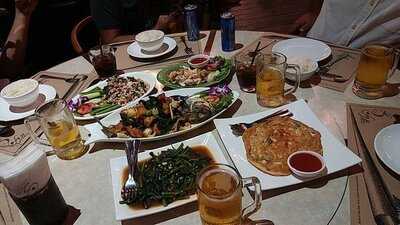 Why 97 Pub & Restaurant