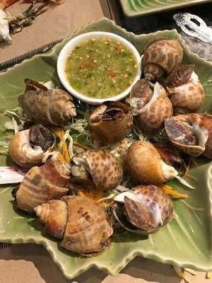 Why 97 Pub & Restaurant