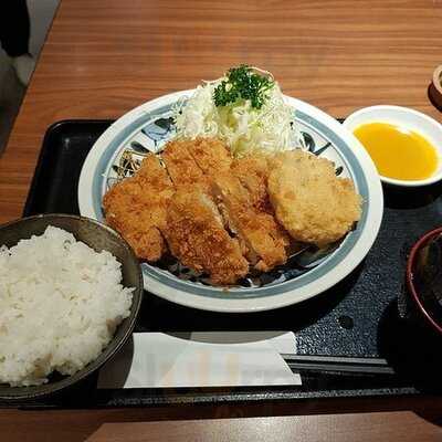 Ringer Hut - Phrom Phong