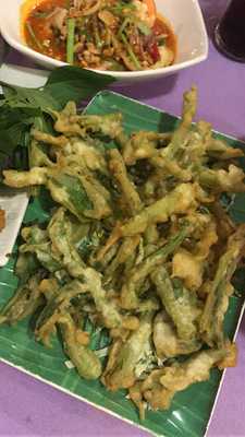 ร้านอาหาร บ้านตะเกียงดาว