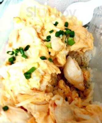 ผัดไทยแม่ทองใบ