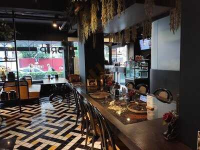 Drip Tea & Coffee Cafe