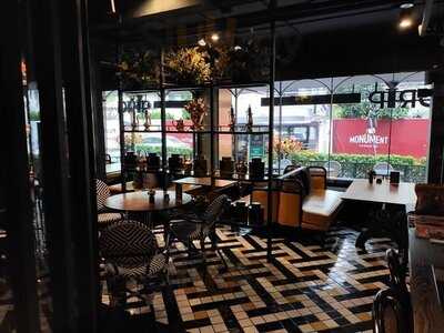 Drip Tea & Coffee Cafe