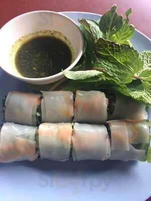 จำลอง มังสวิรัติ