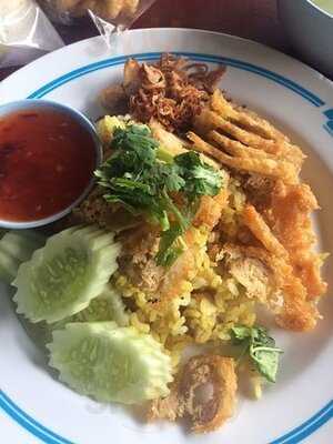 จำลอง มังสวิรัติ