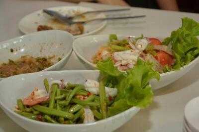 ร้านอาหาร กาต๊าก