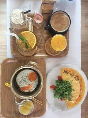 ลอนดอน ที คาเฟ่