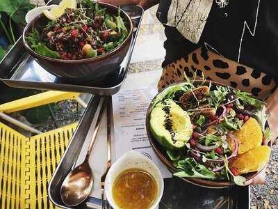 พีเอ็ม คาเฟ่