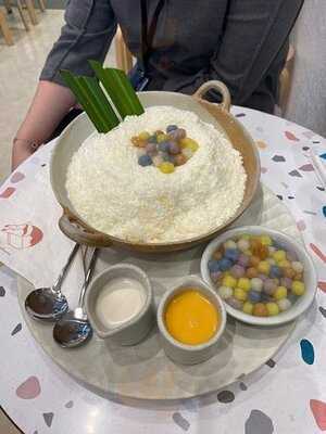 ชีวิต ชีวา : สาขา สยามสแควร์ วัน