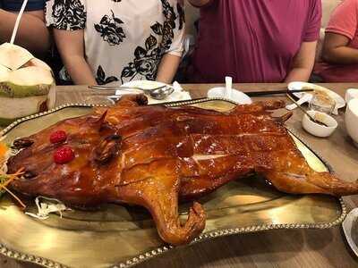 Earw Thai Restaurant