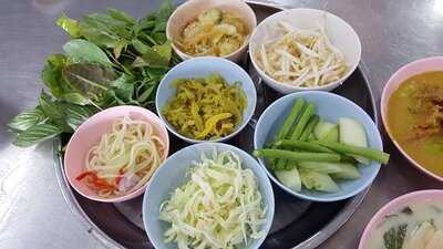 ครัวคุณอิ้นขนมจีนเส้นสด