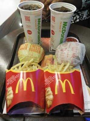 แมคคาเฟ่