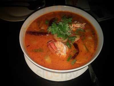 Wine Bibber Sangria บาร์-ร้านอาหาร