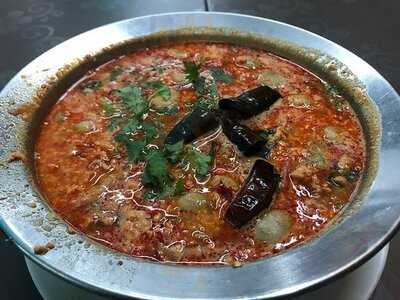 ร้านอาหาร ต้องตาปูดอง