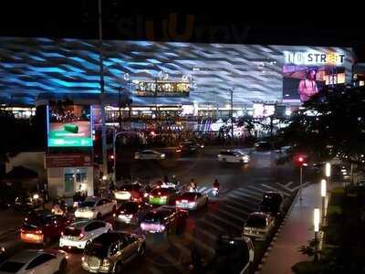 Kfc - The Street Ratchada