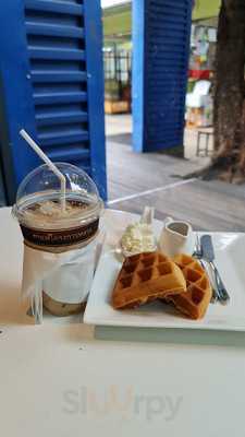 ร้านกาแฟโครงการหลวง