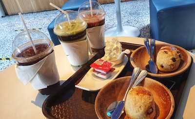 ร้านกาแฟโครงการหลวง