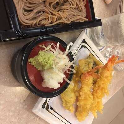 ภัตตาคารอาหารญี่ปุ่นฟูจิ สาขา เมกะ บางนา