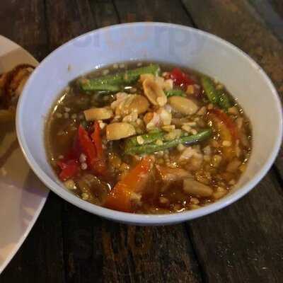 ร้าน บีคูลบาร์