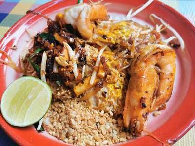 ฮาวาหอยทอด ผัดไท